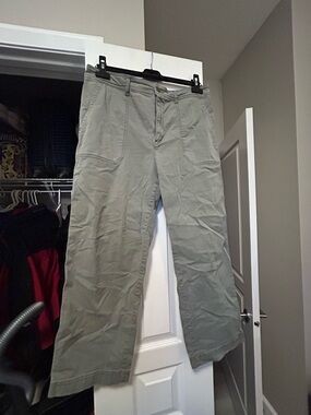Gap Girlfriend Khaki Pants - Olive